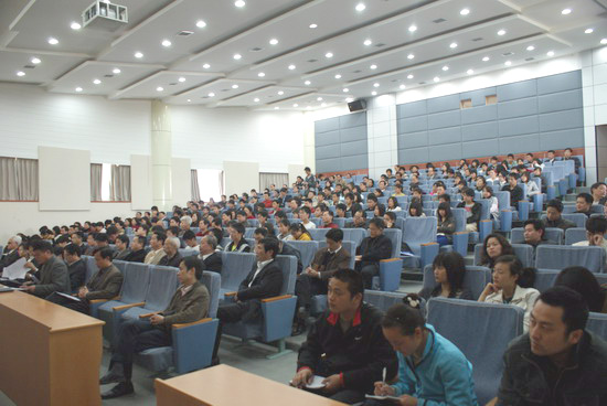 点击在新窗口中打开图片